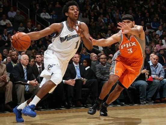 米体：法国电视台取消转播年轻人vs里尔，因前者胸前广告违规（米体：因伯尔尼年轻人胸前广告违规，法国电视台取消其对阵里尔的直播）