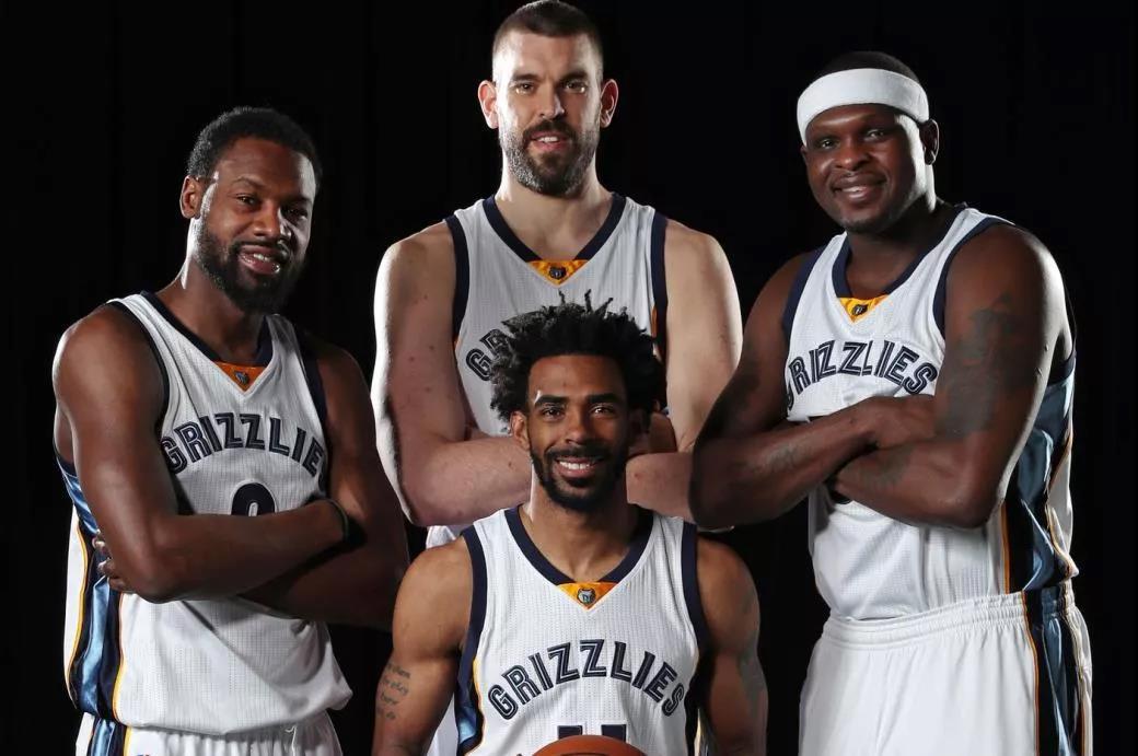 上海申花网红基力安姆巴佩在个人社交称：如果明天申...（申花网红基力安姆巴佩社媒发声：若明天申花…）