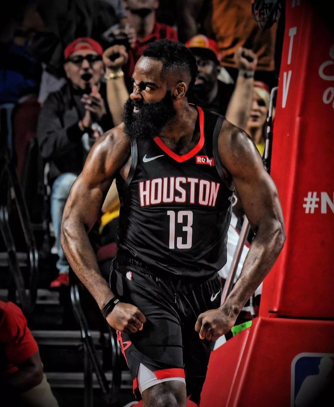 J联赛名哨今村义朗宣布退役，曾因漏判迭戈暴力犯规被停哨（J联赛名裁判今村义朗挂哨退役，曾因漏判迭戈暴力犯规遭停哨处罚）