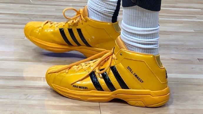 篮球NBA史上新纪录诞生，连续三场50+！（NBA历史被改写：连续三战50+创纪录）