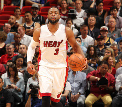 霍伊伦：人们有时会忘记我才22岁，我每天都在努力变得更好（霍伊伦：别忘了我才22岁，我每天都在努力提升自己）