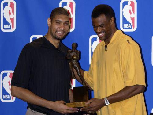 瑞天空：米兰已与阿利松团队展开接触，利物浦明夏愿放他离队（瑞天空：米兰已接洽阿利松团队，利物浦愿在明夏放人）