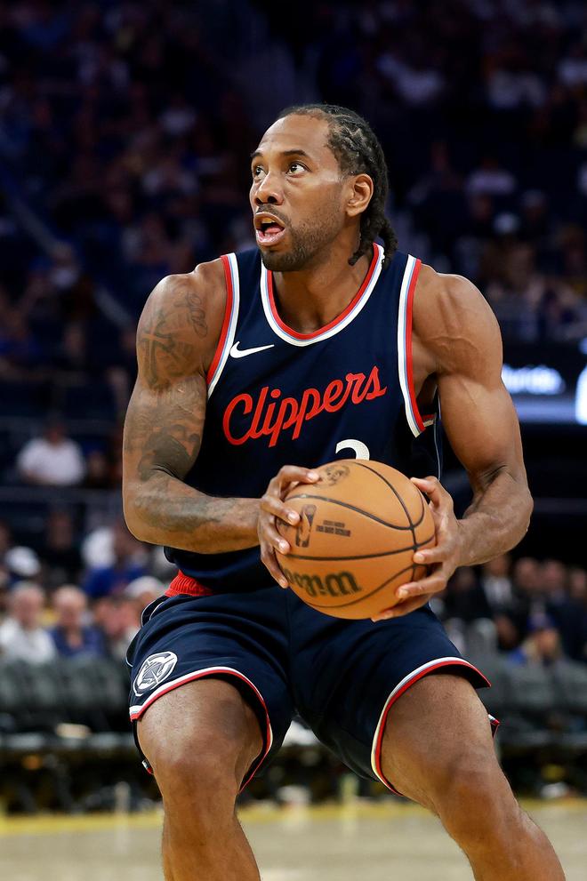 本轮欧冠最佳阵容：姆巴佩、维蒂尼亚领衔，赖斯、库库在列（欧冠本轮最佳阵容出炉：姆巴佩、维蒂尼亚领衔，赖斯与库库入选）